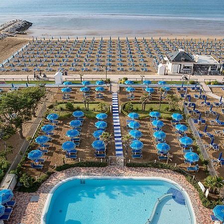 Regent'S Hotel Лідо-ді-Єзоло Екстер'єр фото