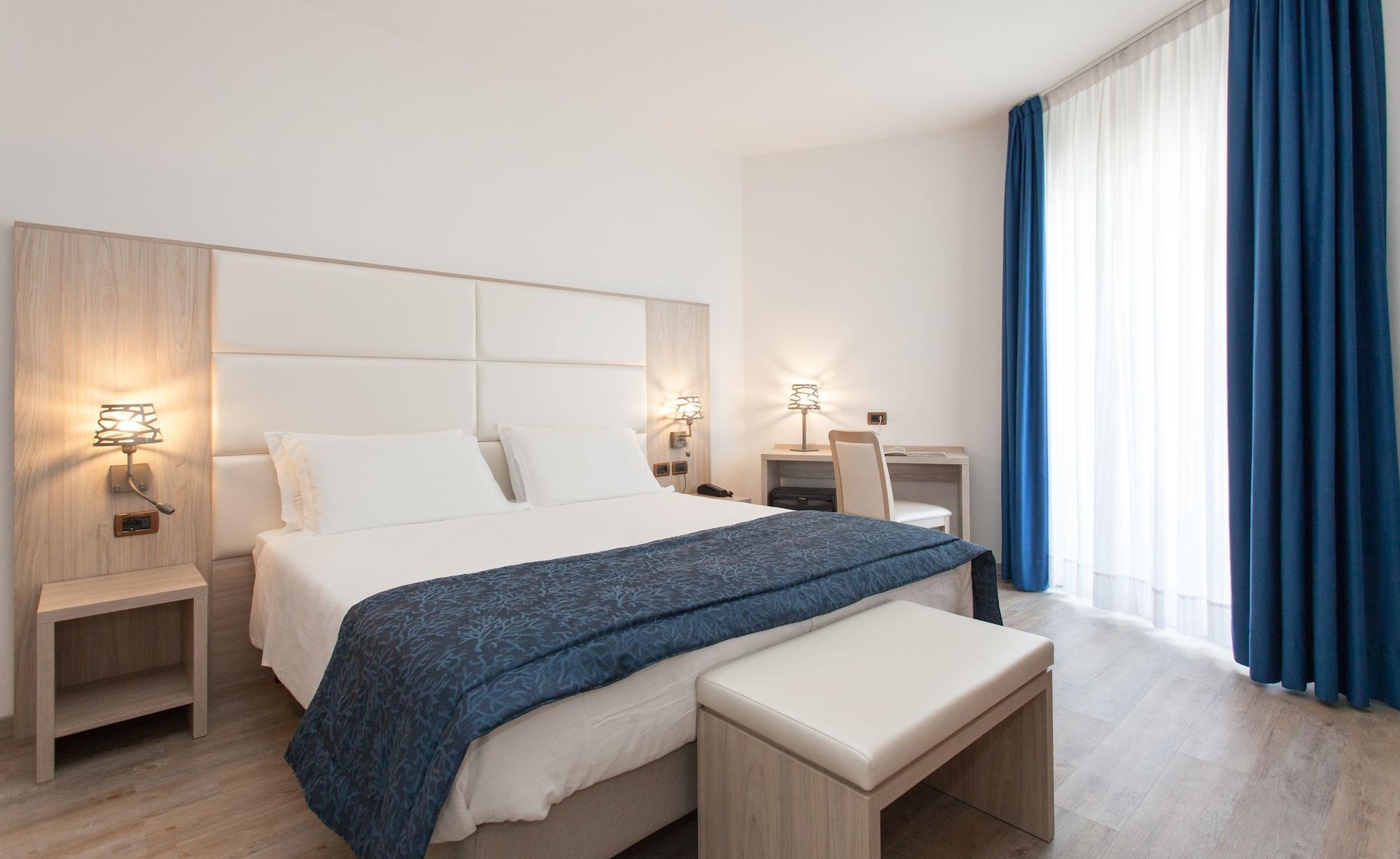 Regent'S Hotel Лідо-ді-Єзоло Екстер'єр фото