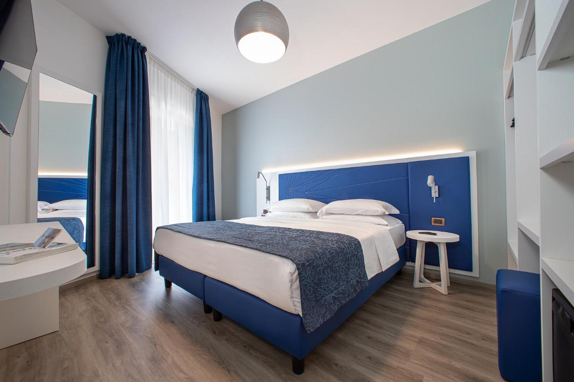 Regent'S Hotel Лідо-ді-Єзоло Екстер'єр фото