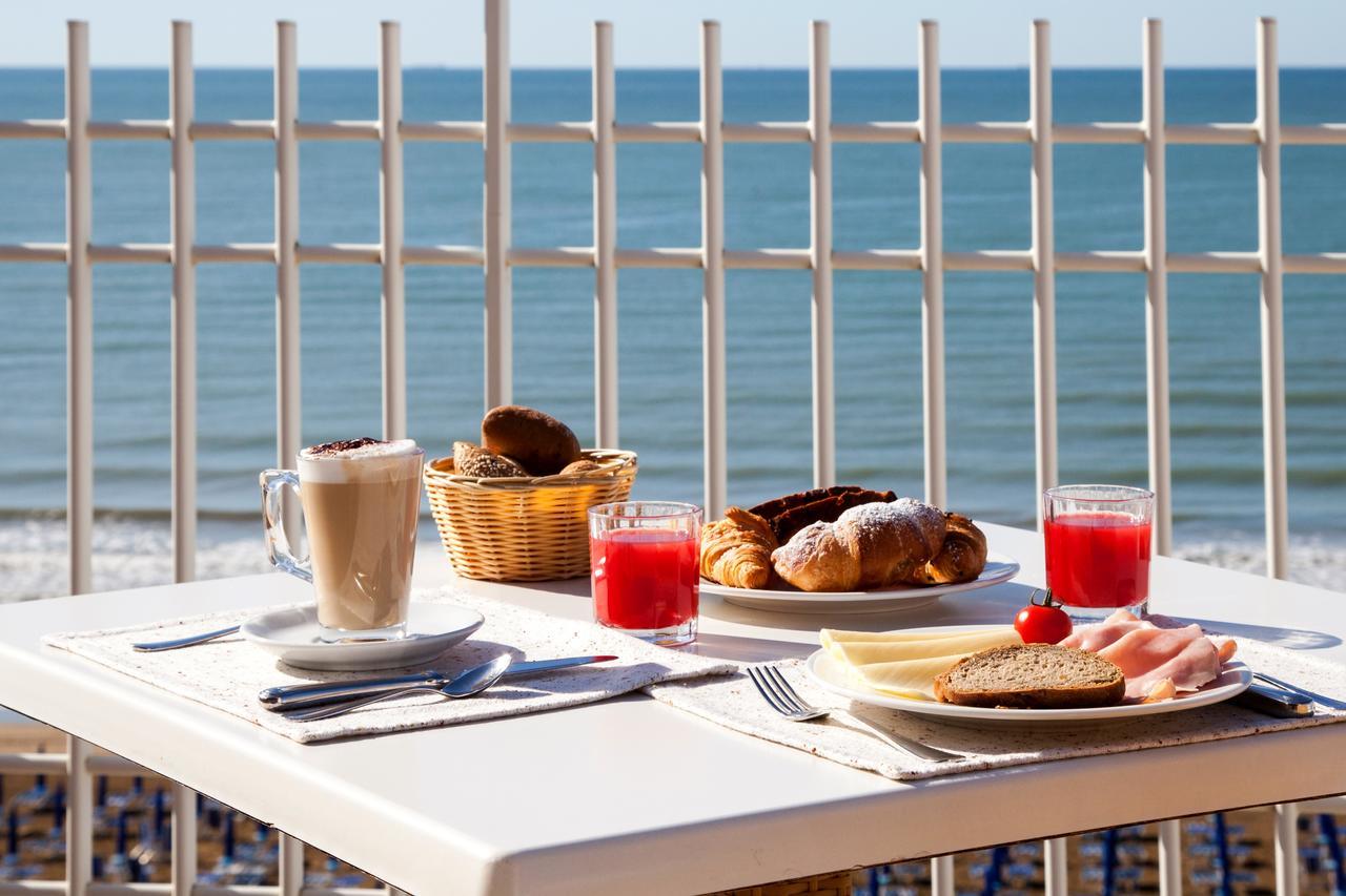 Regent'S Hotel Лідо-ді-Єзоло Екстер'єр фото