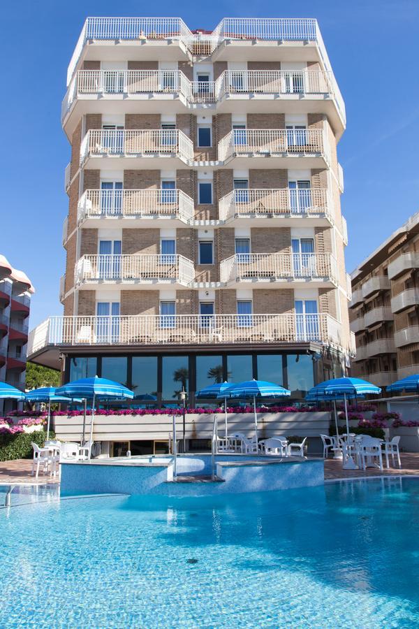 Regent'S Hotel Лідо-ді-Єзоло Екстер'єр фото