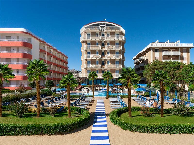 Regent'S Hotel Лідо-ді-Єзоло Екстер'єр фото