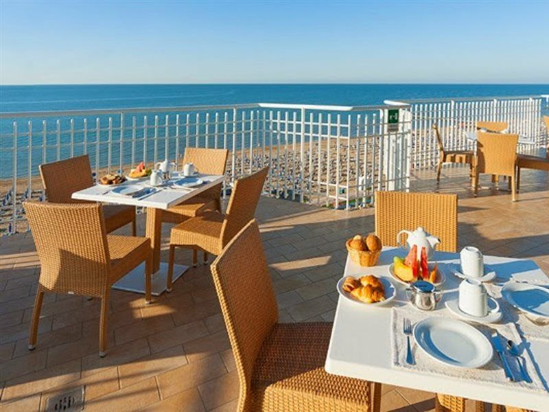Regent'S Hotel Лідо-ді-Єзоло Екстер'єр фото